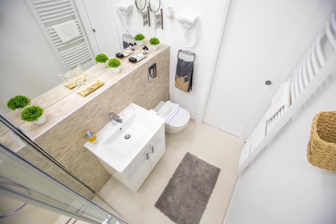 נובי סאד Theatre Square Apartments מראה חיצוני תמונה
